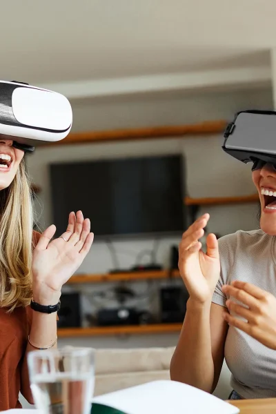 fun-technology-vr-tech-girl-virtual-innovation-dig-2022-09-23-21-34-11-utc